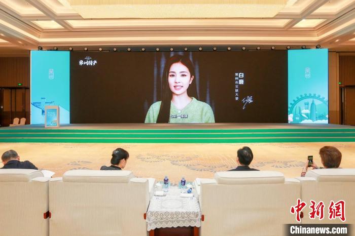 常州籍演員白鹿擔(dān)綱常州文旅大使，為家鄉(xiāng)傾情打CALL?！√凭?攝