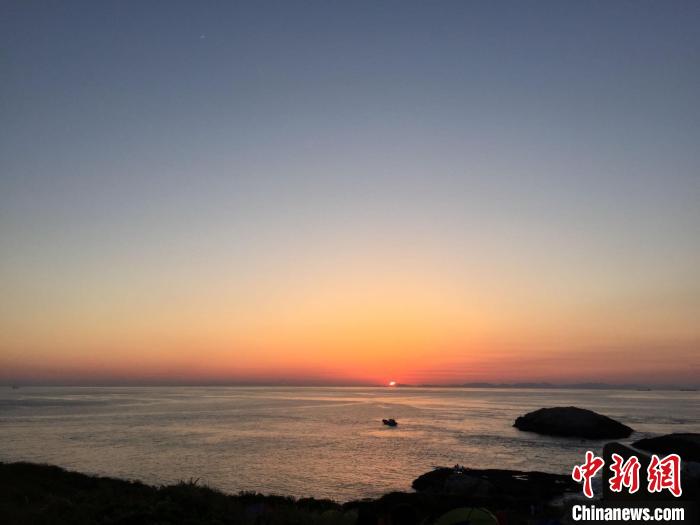 浙江海域一景?！×植?攝