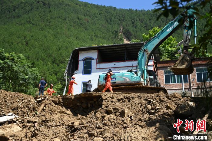 重慶19個區(qū)縣310個鄉(xiāng)鎮(zhèn)（街道）遭受洪澇、地質(zhì)災(zāi)害