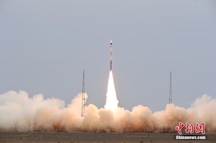北京時間2023年8月10日12時03分，谷神星一號遙七運(yùn)載火箭在我國酒泉衛(wèi)星發(fā)射中心成功發(fā)射升空，將搭載的西光壹號01星等7顆衛(wèi)星順利送入預(yù)定軌道，發(fā)射任務(wù)獲得圓滿成功。此次任務(wù)是谷神星一號運(yùn)載火箭第7次飛行。汪江波 攝