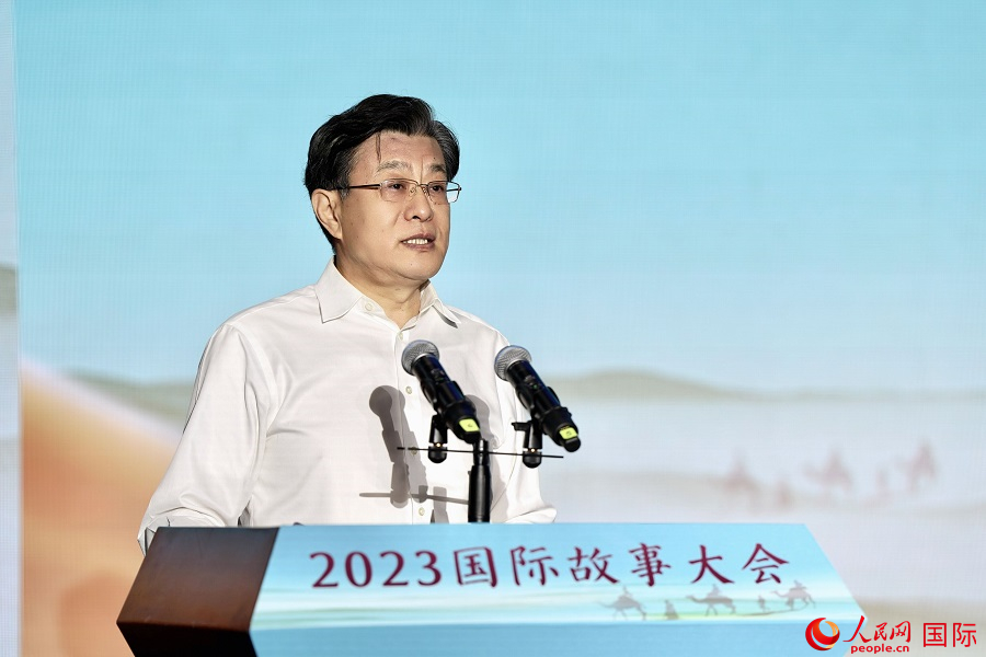 中國人民對外友好協(xié)會副會長李?？罗o。人民網(wǎng) 盧鵬宇攝