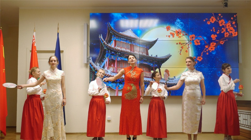 白俄羅斯國立大學(xué)孔子學(xué)院的中秋晚會。受訪者供圖