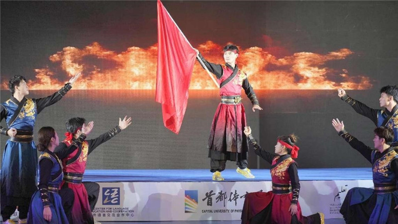 圖為“華夏風(fēng) 功夫情”演出場景，中國駐阿聯(lián)酋大使館供圖
