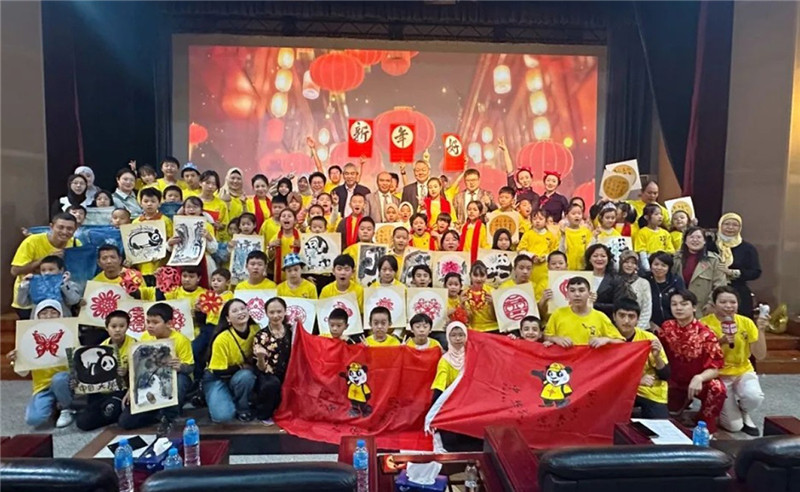 圖為2023“中華文化大樂園—埃及開羅營”閉幕式活動(dòng)現(xiàn)場。主辦方供圖