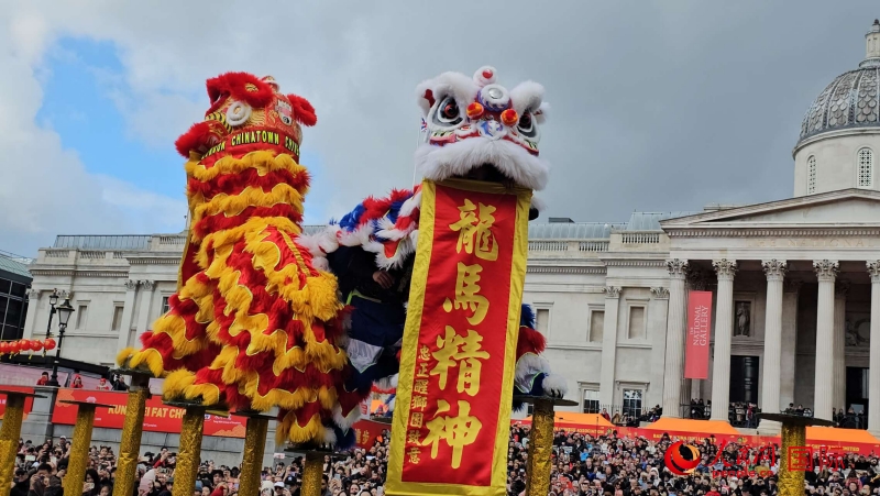 倫敦新春慶典現(xiàn)場。人民網(wǎng) 郭錦標(biāo)、楊浩鵬攝