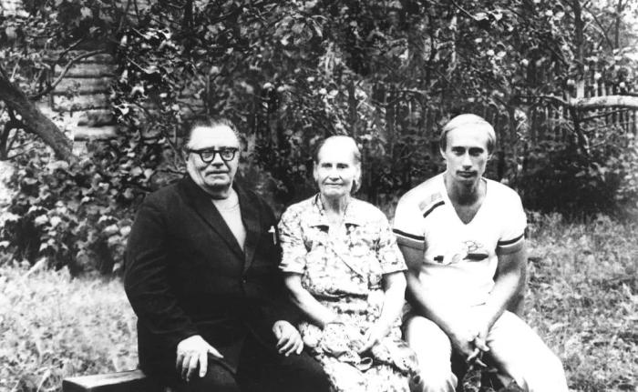 從圣彼得堡到莫斯科，普京從政大事記：下一個(gè)六年怎么走？