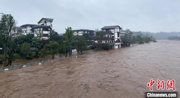 四川暴雨、山洪、地質(zhì)災(zāi)害氣象風(fēng)險(xiǎn)預(yù)警齊發(fā)