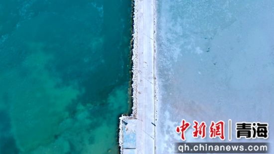 圖為冬日青海湖。李江寧攝