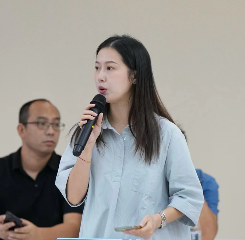 人民網(wǎng)記者提問。水利部供圖