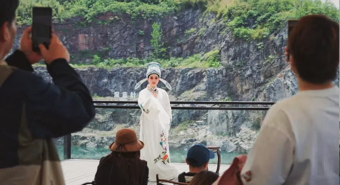 【理響中國·春江水暖鴨先知】一家“村咖”的共富密碼