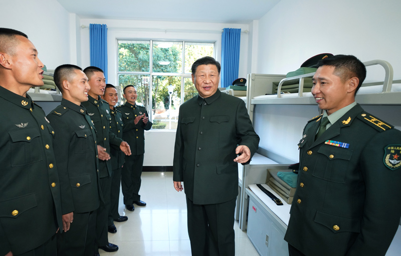 2020年1月19日，習(xí)近平主席視察駐云南部隊，深入邊防一線，看望慰問官兵。