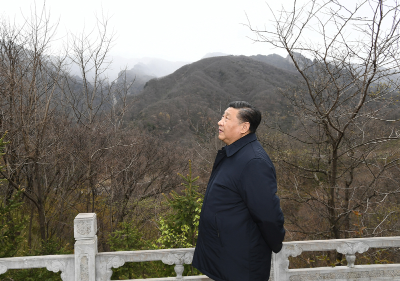 2020年4月20日，習(xí)近平總書記在位于陜西柞水的秦嶺牛背梁國家級自然保護(hù)區(qū)考察秦嶺生態(tài)保護(hù)情況。