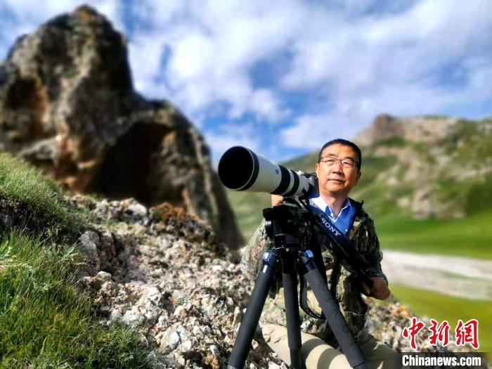 青海野生動(dòng)物攝影師李善元：進(jìn)了大自然，一切煩惱都沒(méi)有了