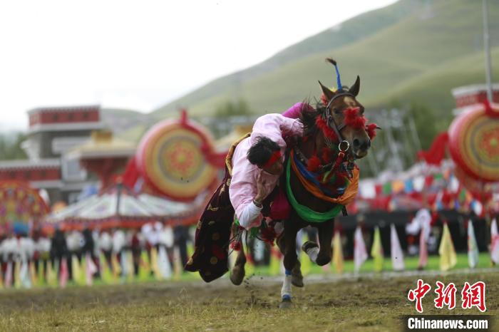青海玉樹：70年，幸福生活如格?；ň`放