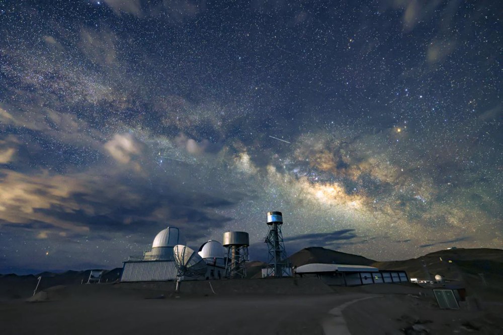 絕美暗夜星空。貢覺群培攝