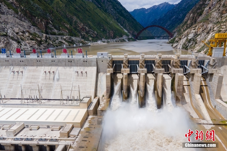 資料圖為2021年8月7日，西藏山南雅魯藏布江上的藏木水電站。（無人機畫面） <a target='_blank' href='/'><p  align=